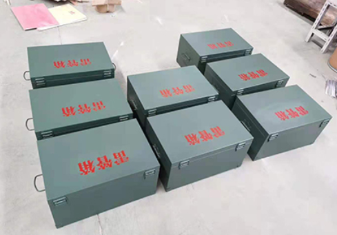 云浮炸药箱和雷管箱一般是怎么存放的？