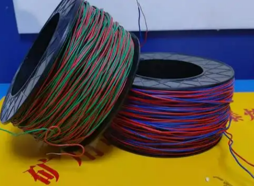 云浮放炮线的主要材质有哪些？不同材质的适用场景有何区别？
